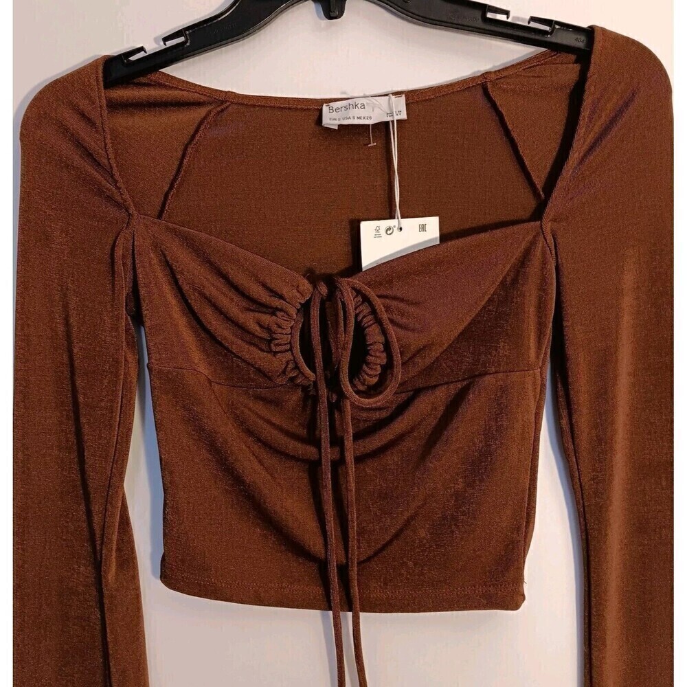 NWT Bershka Size Small Brown Long Sleeve Fitted Crop Top w/Chest Cutout